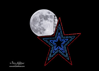 June Moon Red White & Blue Star Throne By Terry Aldhizer